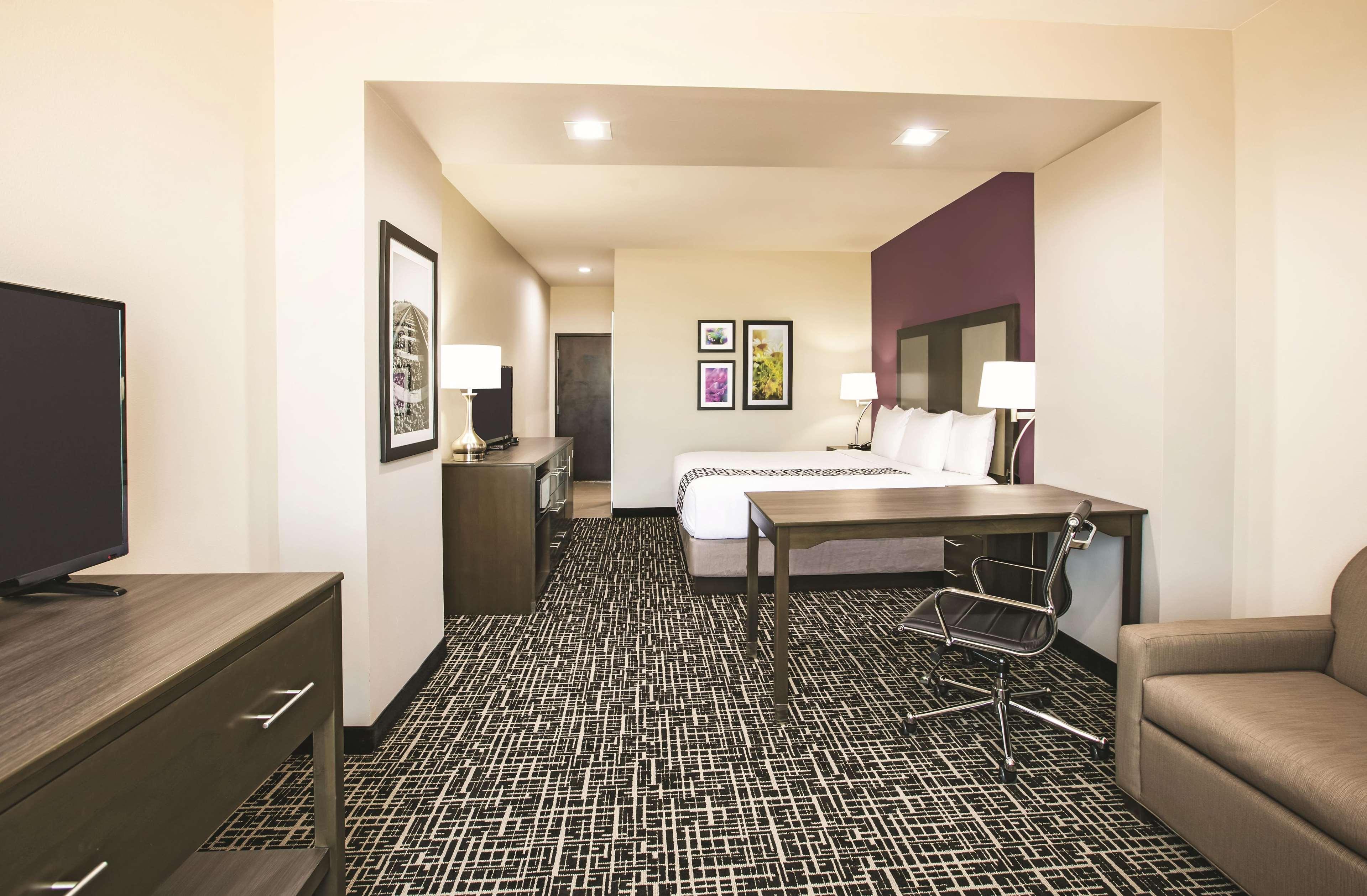 La Quinta By Wyndham Colorado City Dış mekan fotoğraf